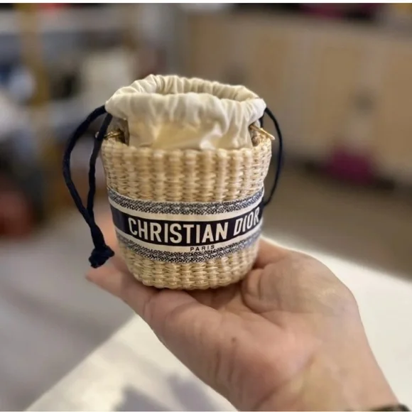 Dior Mini Beauty Bag - Picture 4 of 10